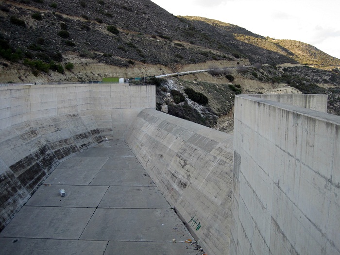 10 Kouris Dam