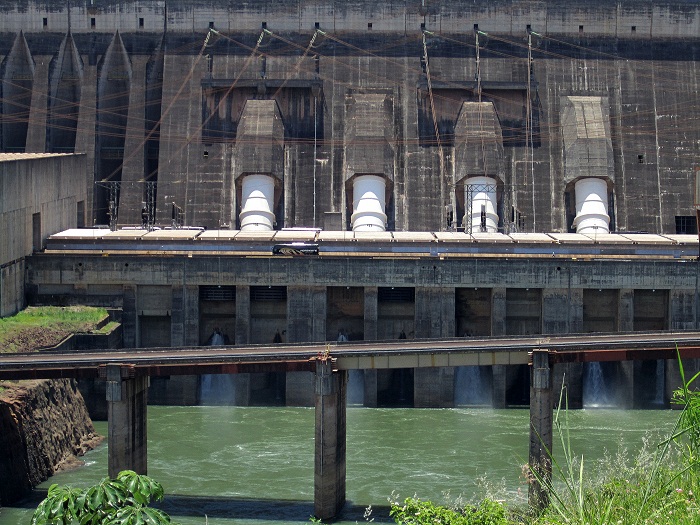 7 Itaipu Dam