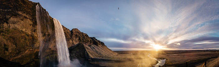 8 Seljalandsfoss