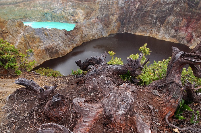 10 Crater Indonesia