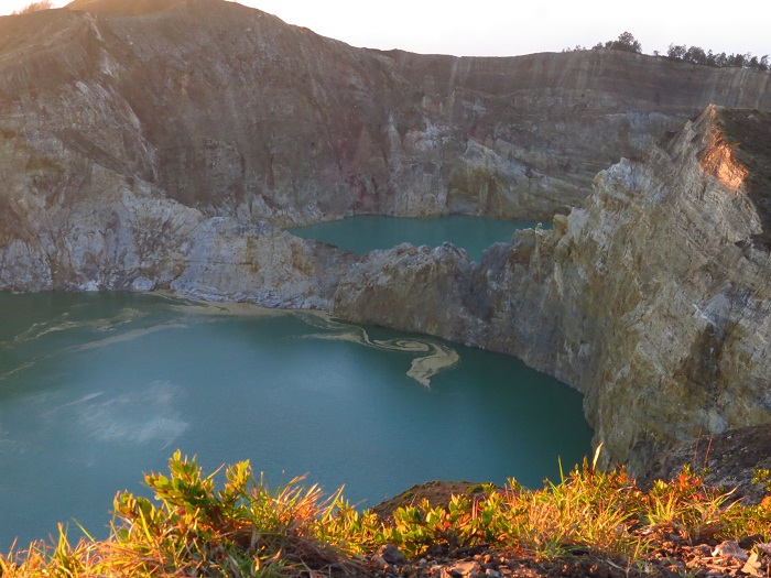 2 Crater Indonesia