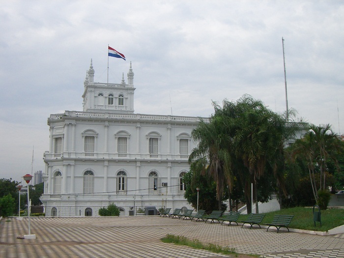 7 Palacio Lopez