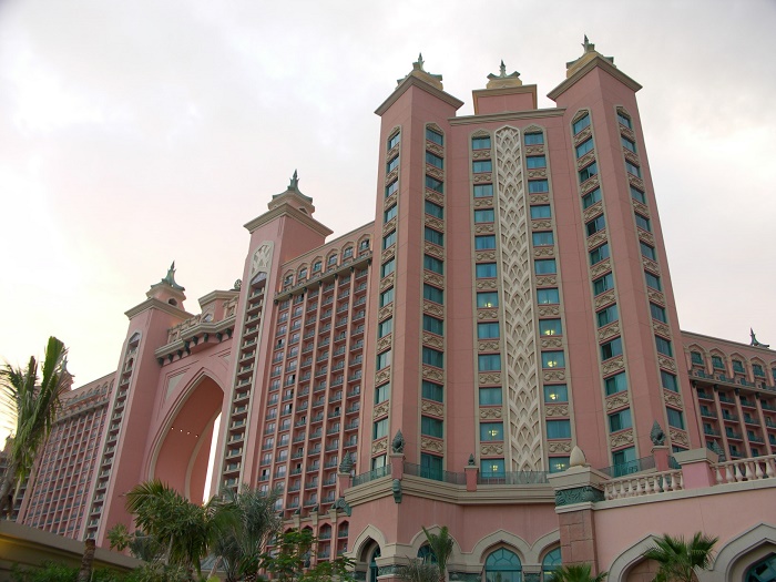 12 Atlantis Palm