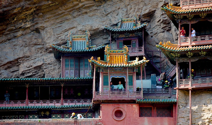 8 Hanging Temple China