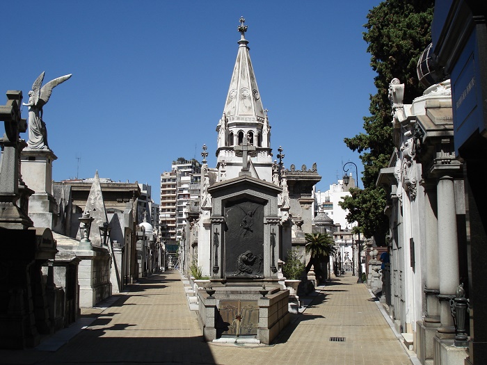 20 Recoleta Cemetery