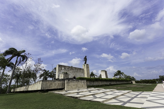 8 Guevara Mausoleum