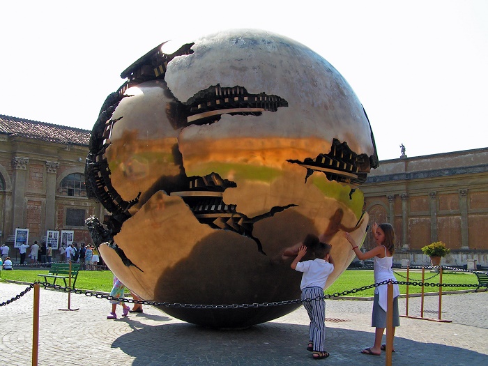 8 Sfera Vatican