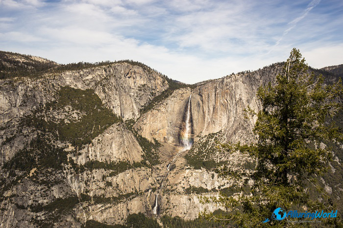 9 Yosemite Falls