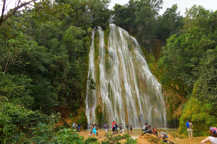 El Limón Waterfall Alluring World 