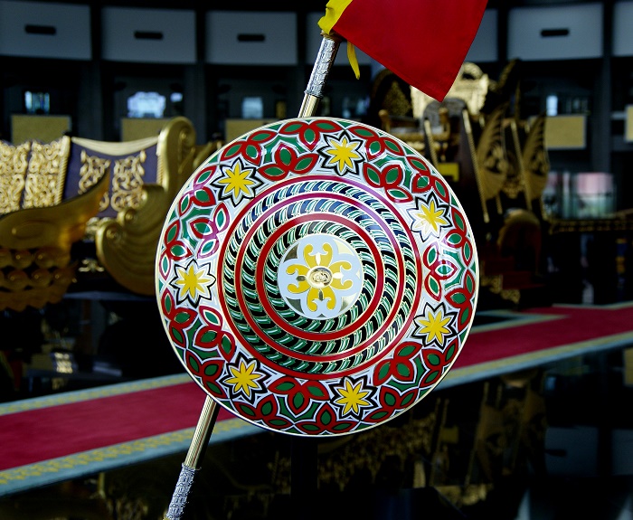 7 Royal Regalia Brunei