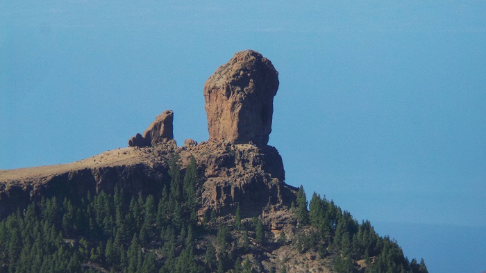 10 Roque Nublo