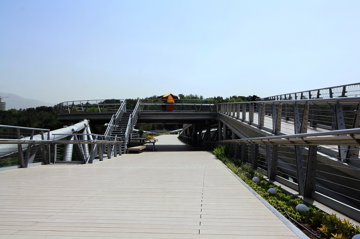 4 Tabiat Bridge
