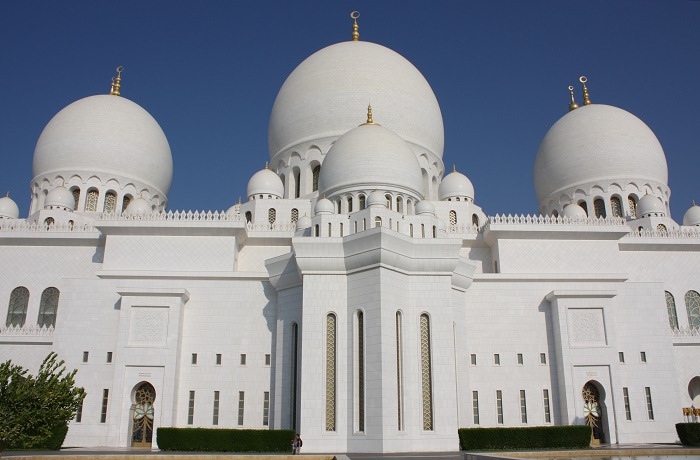 8 Zayed Mosque