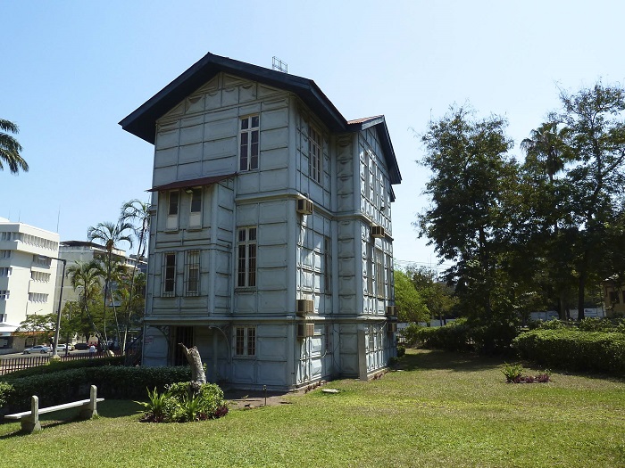 8 Casa Ferro