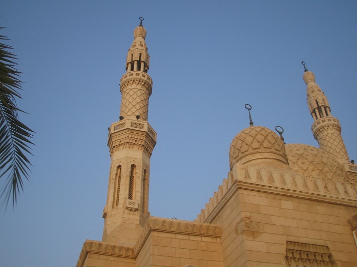 1 Jumeirah Mosque