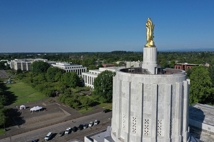 15 Oregon Capitol