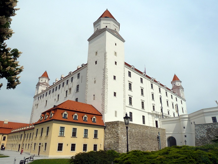 17 Bratislava Castle