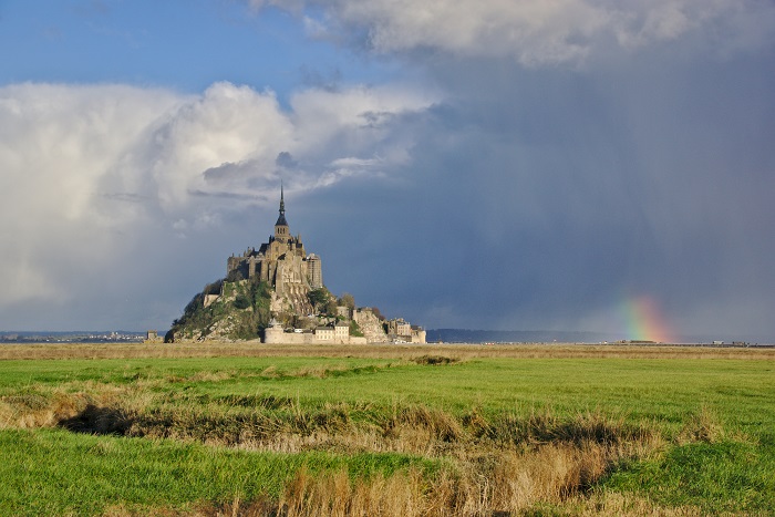 17 Mont Michel