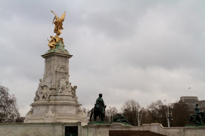 Victoria Memorial | | Alluring World