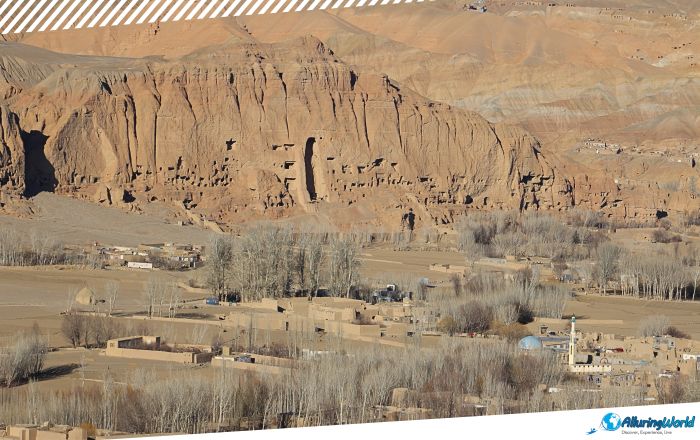 1 Buddhas of Bamiyan in Afghanistan