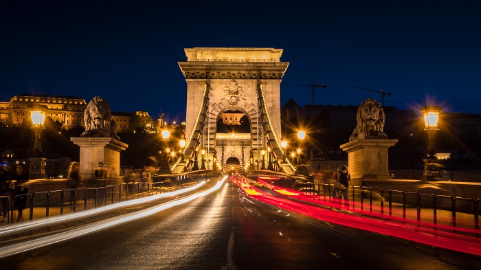 1 Chain Bridge