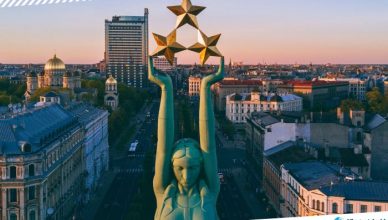 1 Freedom Monument in Riga