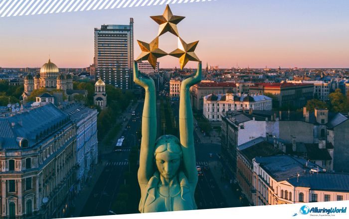 1 Freedom Monument in Riga