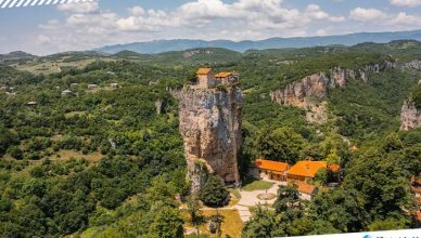 2 Katskhi Pillar