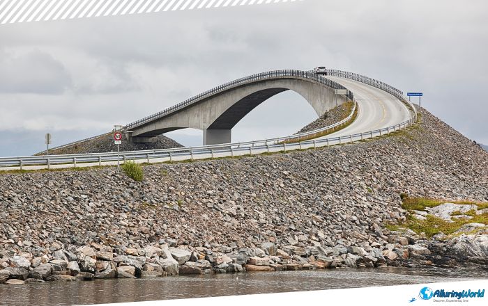 2 Storseisundet Bridge