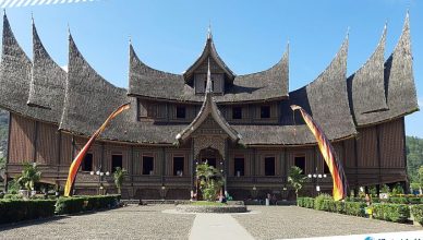 3 Pagaruyung Palace
