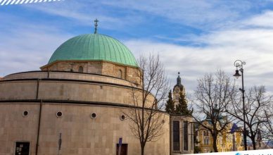 3 Pasha Qasim Mosque