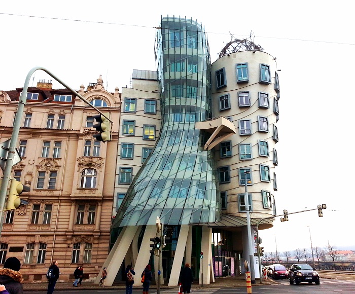 4 Dancing House