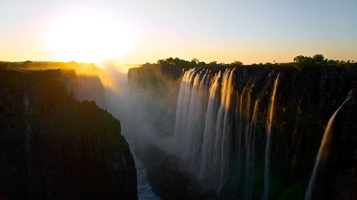 4 Victoria Falls