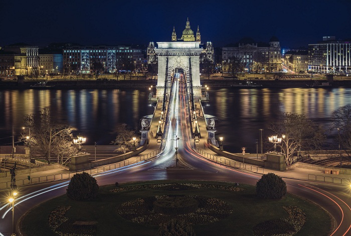 5 Chain Bridge