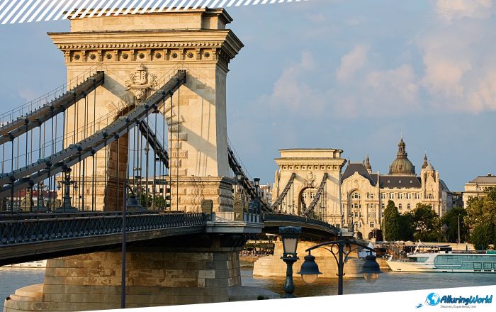 6 Chain (Széchenyi) Bridge