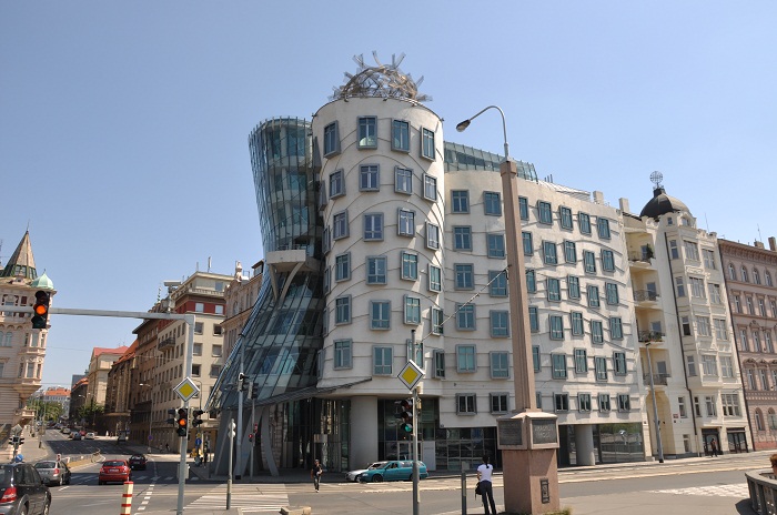 6 Dancing House