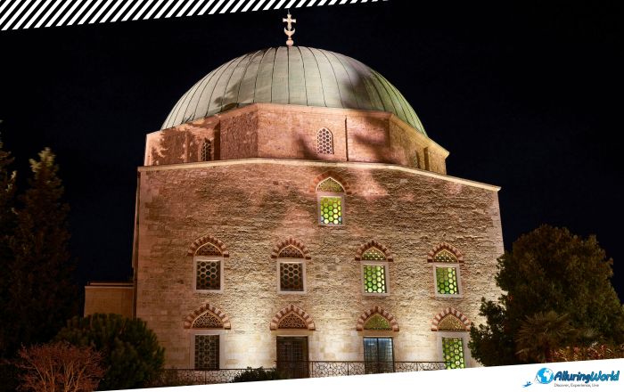 6 Pasha Qasim Mosque