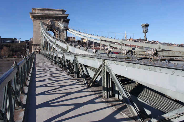 7 Chain Bridge