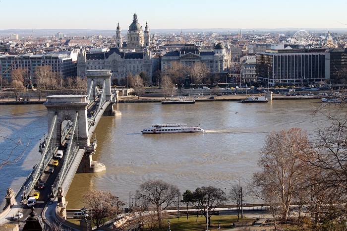 9 Chain Bridge