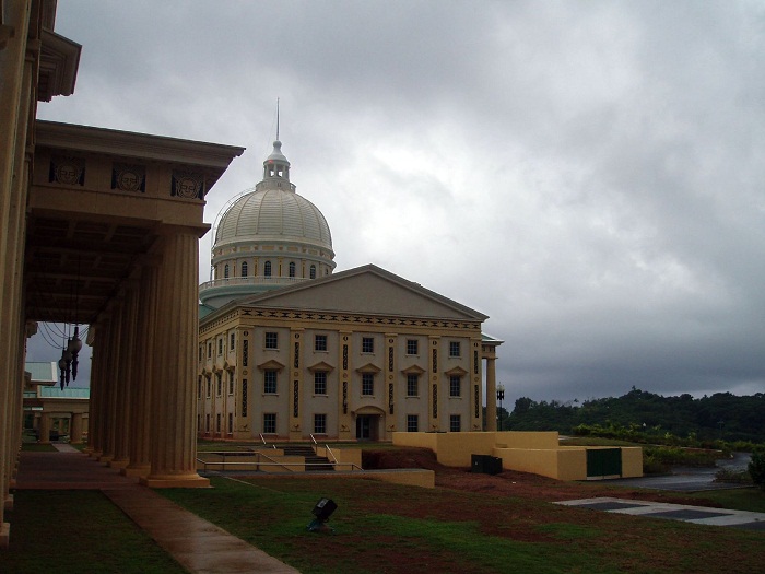9 Palau Capitol