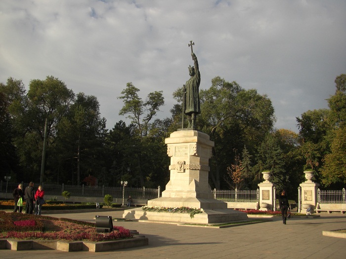 1 Stephen Chisinau