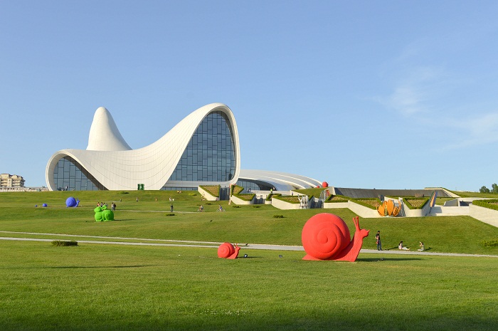 3 Aliyev Center