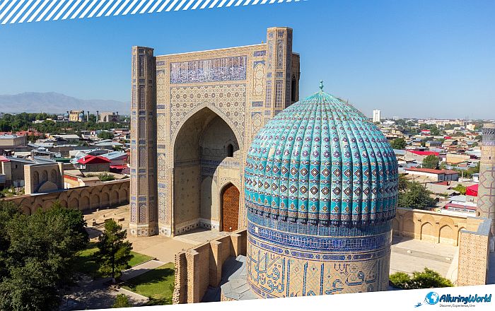 3 Bibi-Khanym Mosque