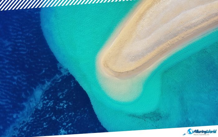 3 Zlatni Rat Beach in Croatia