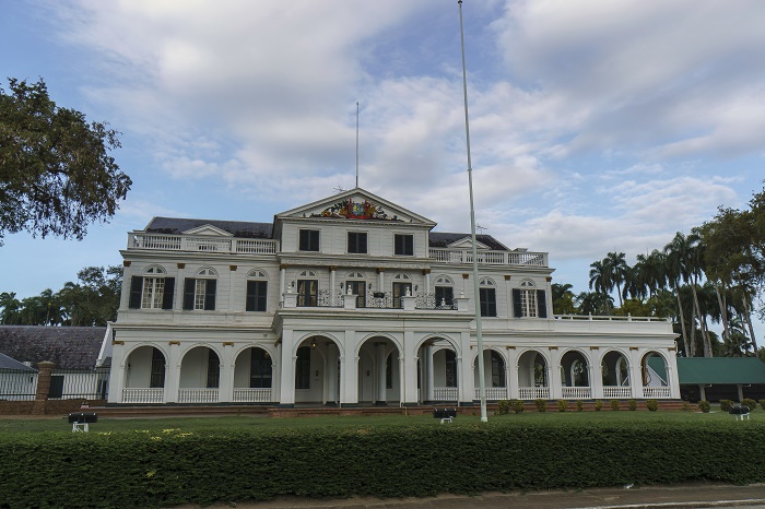 6 Suriname Palace