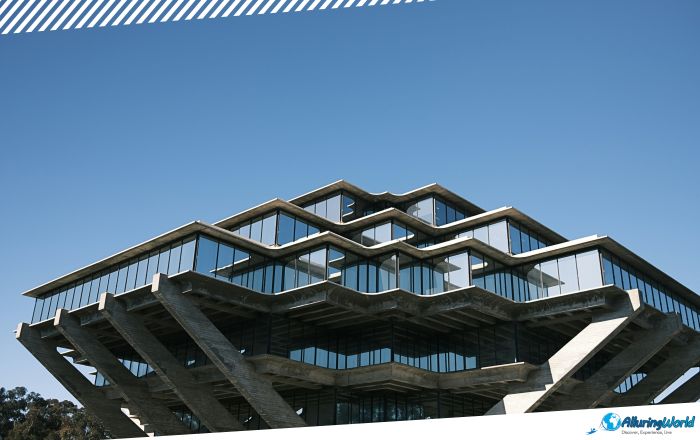 7 Geisel Library Building in San Diego