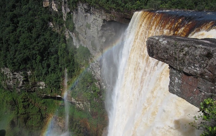 Kaieteur Falls Alluring World