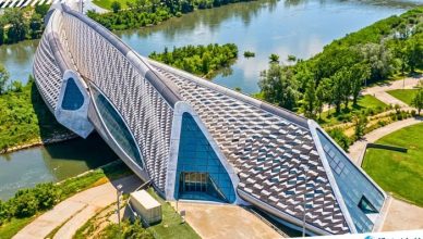 1 Bridge Pavilion in Zaragoza