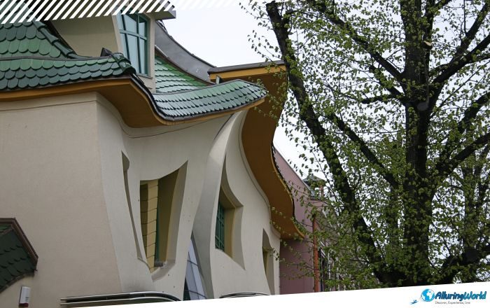 1 Krzywy Domek in Sopot