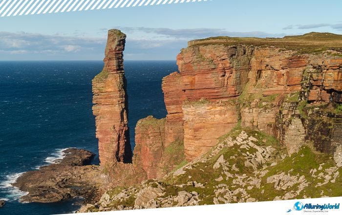2 Old Man of Hoy in Orkney, Scotland